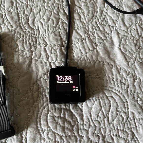 Fitbit Blaze Smart Fitness Watches w/Charger. Size Small - Picture 2 of 6